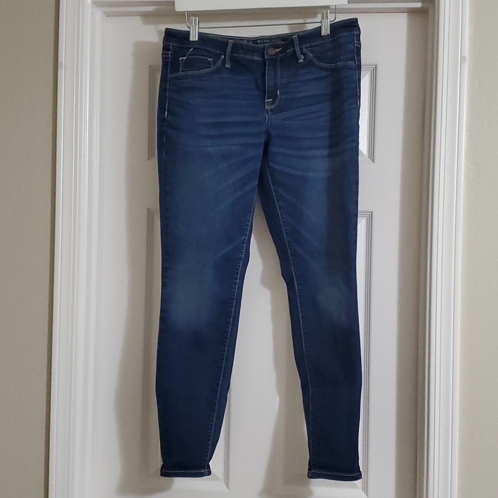 Mossimo dark wash jean